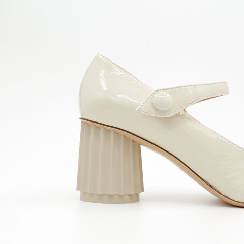 Dorica Mary Jane - Cream patent