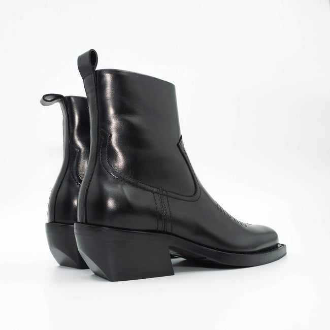 Cubist Western - Black