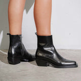 Cubist Western - Black