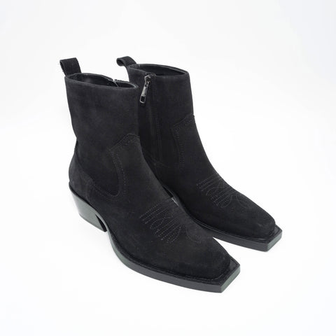 Cubist Western - Black Suede