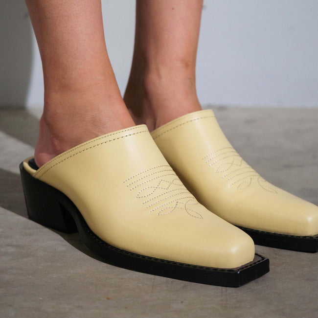 Cubist Mule - Buttermilk