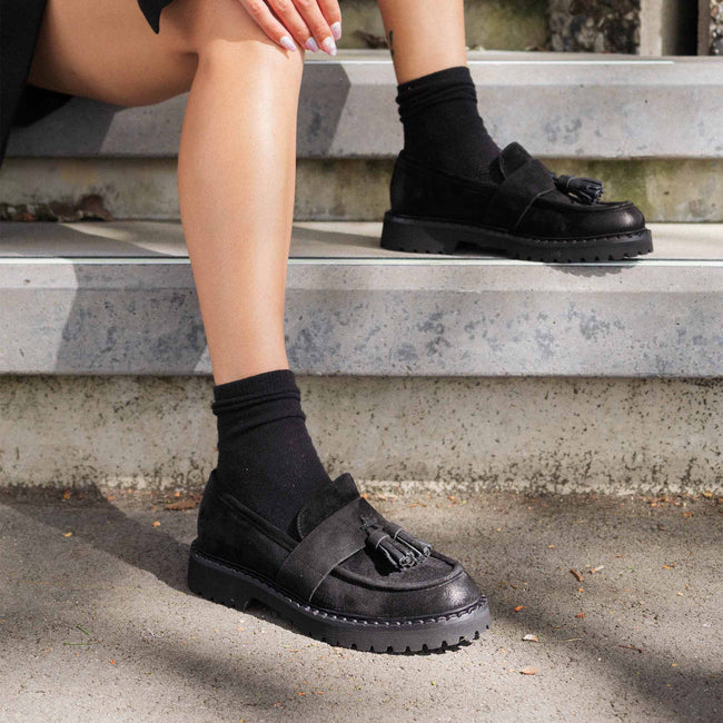 Hermannplatz - Black Suede