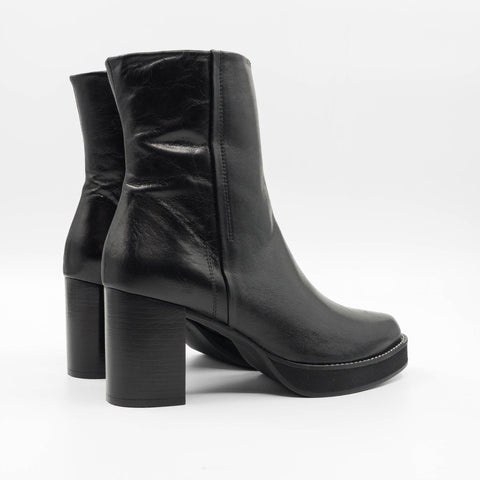 Loreen - Black