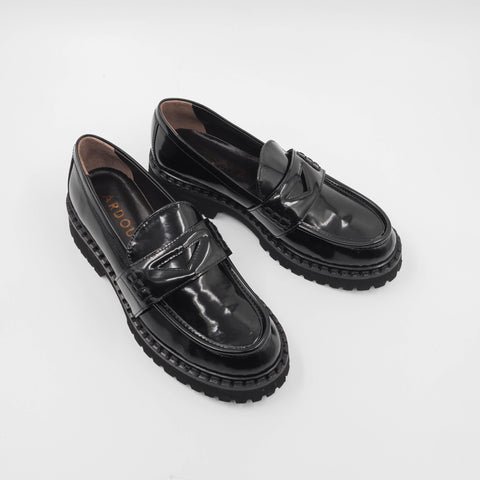 Meseta - Black Patent