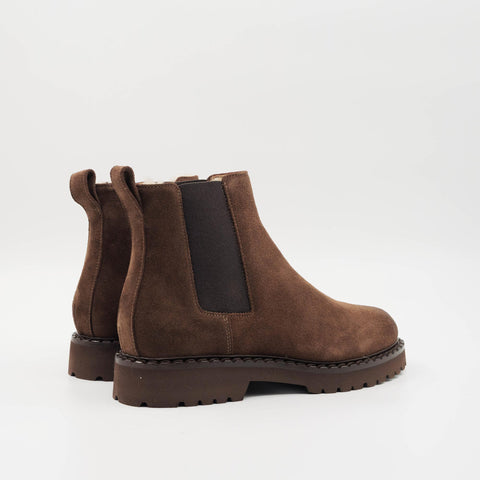 Reuss - Hazelnut Suede
