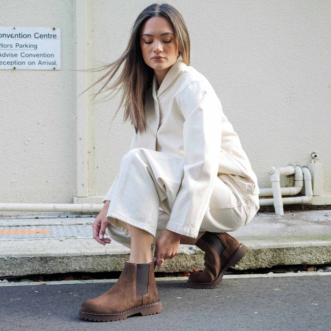 Reuss - Hazelnut Suede