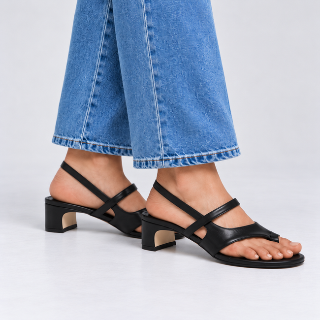 Romy Sandal - Black