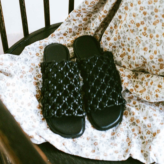 Fisherman Slide - Black