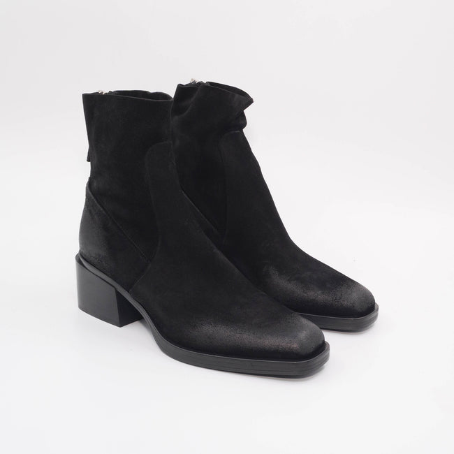 Alba - Black Suede