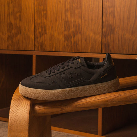 Burela Bold - Black Suede