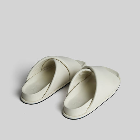 Carr - Nata | PRE-ORDER