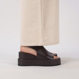 Julia - Conker | PRE-ORDER