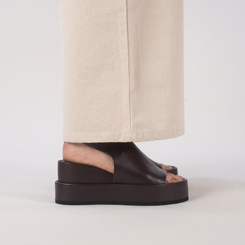 Julia - Conker | PRE-ORDER