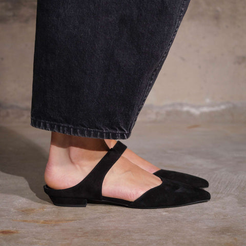 Pointed Mule - Black Suede