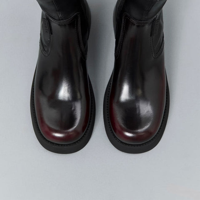 Oliana - Burgundy Black