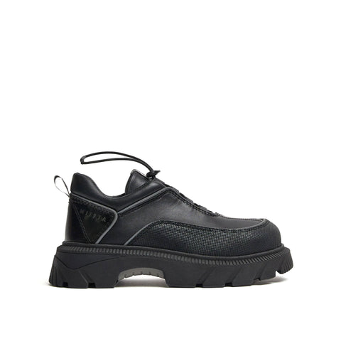 Valle Brogues - Black