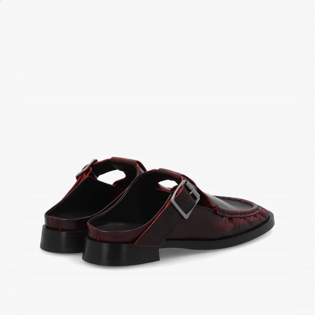 Gianna - Brushed Red