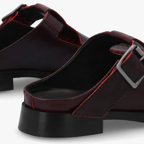 Gianna - Brushed Red
