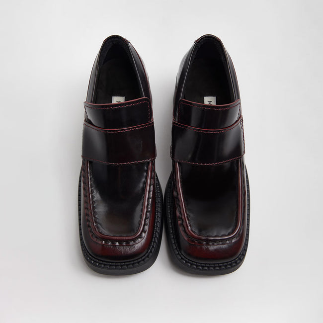 Karina - Burgundy Black