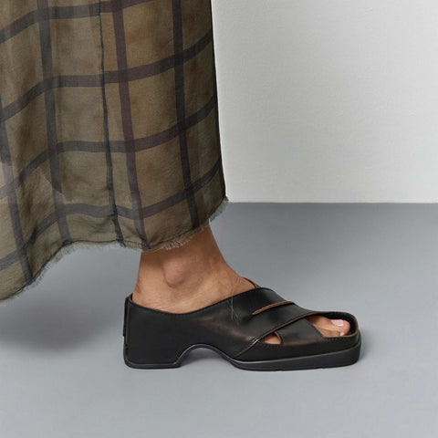 Nira - Brushed Brown