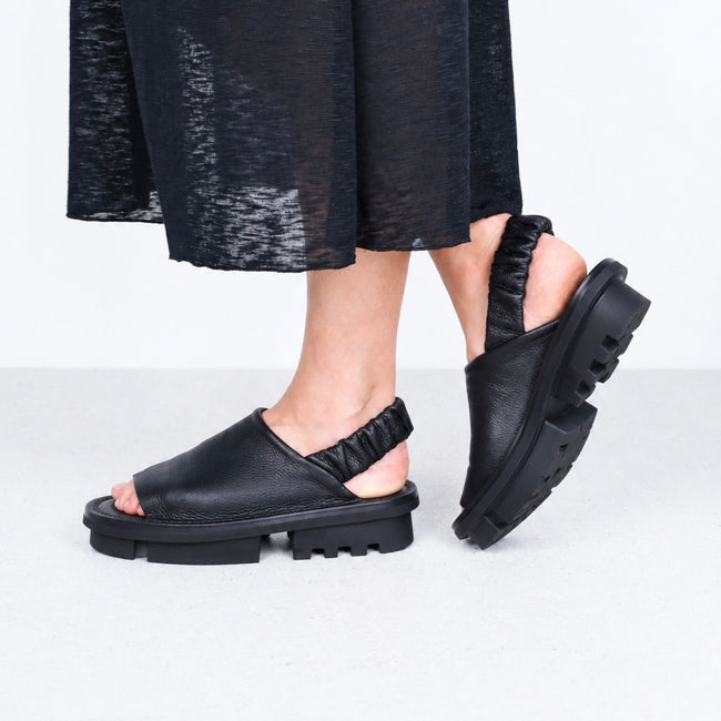 Nudge - Black