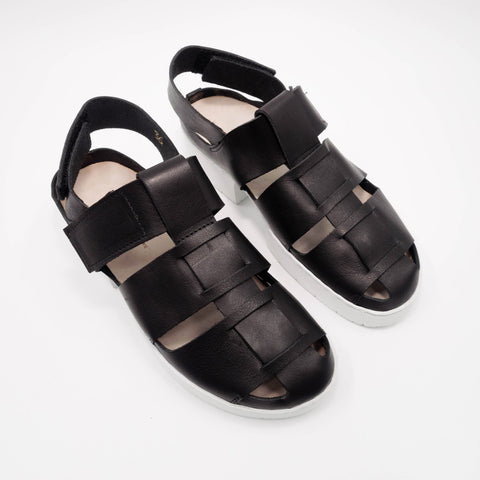 Arcade - Black/White