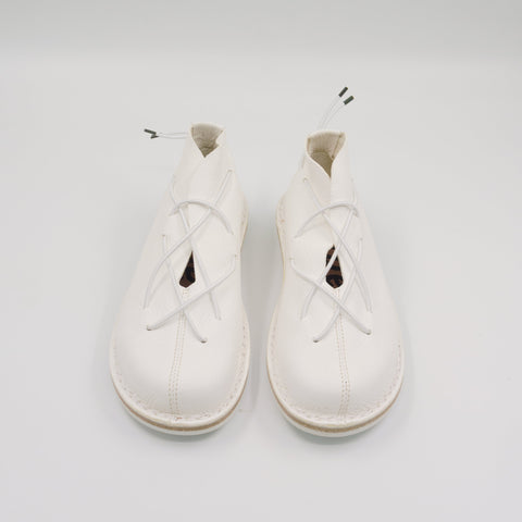 Eccentric - White