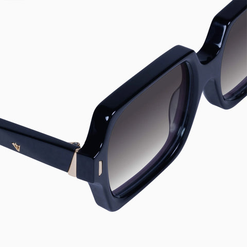 Liberty - Gloss Black/Black Gradient