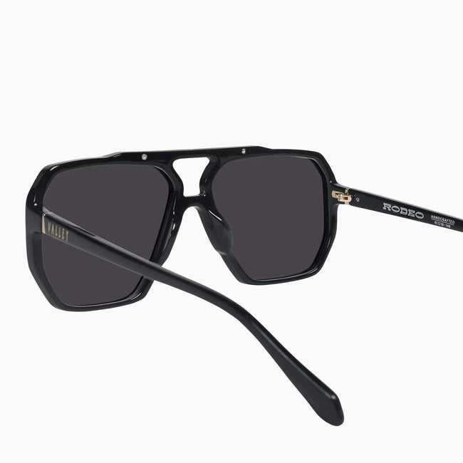 Rodeo - Gloss Black/Black Gradient Lens