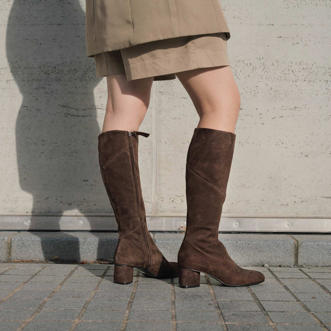 Franco - Brown Suede
