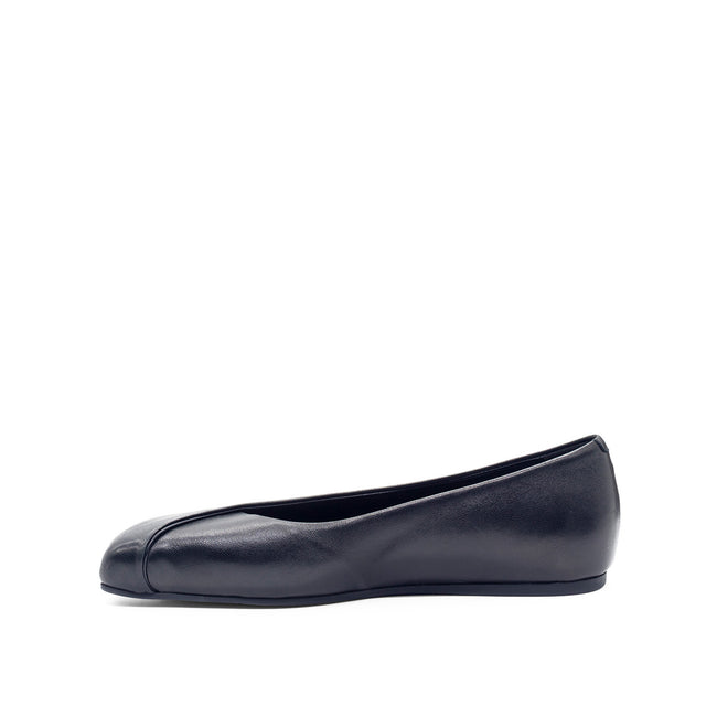 Livia - Black