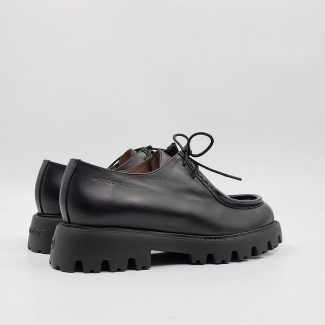 Fergus - Black