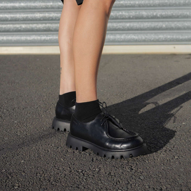 Fergus - Black