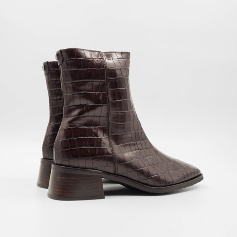 Neville - Brown Croc