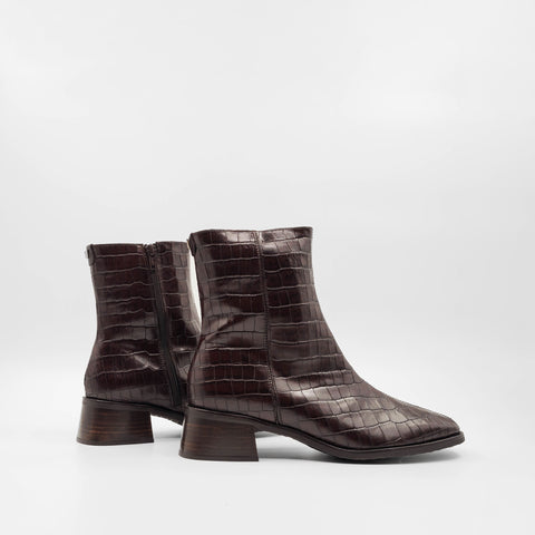 Neville - Brown Croc