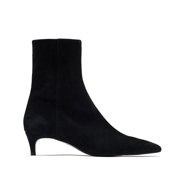 Noma - Black Suede